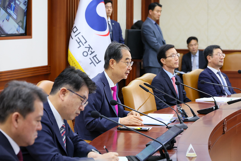한 총리 “건설노조 집회 불법행위 엄중 책임 물을 것”